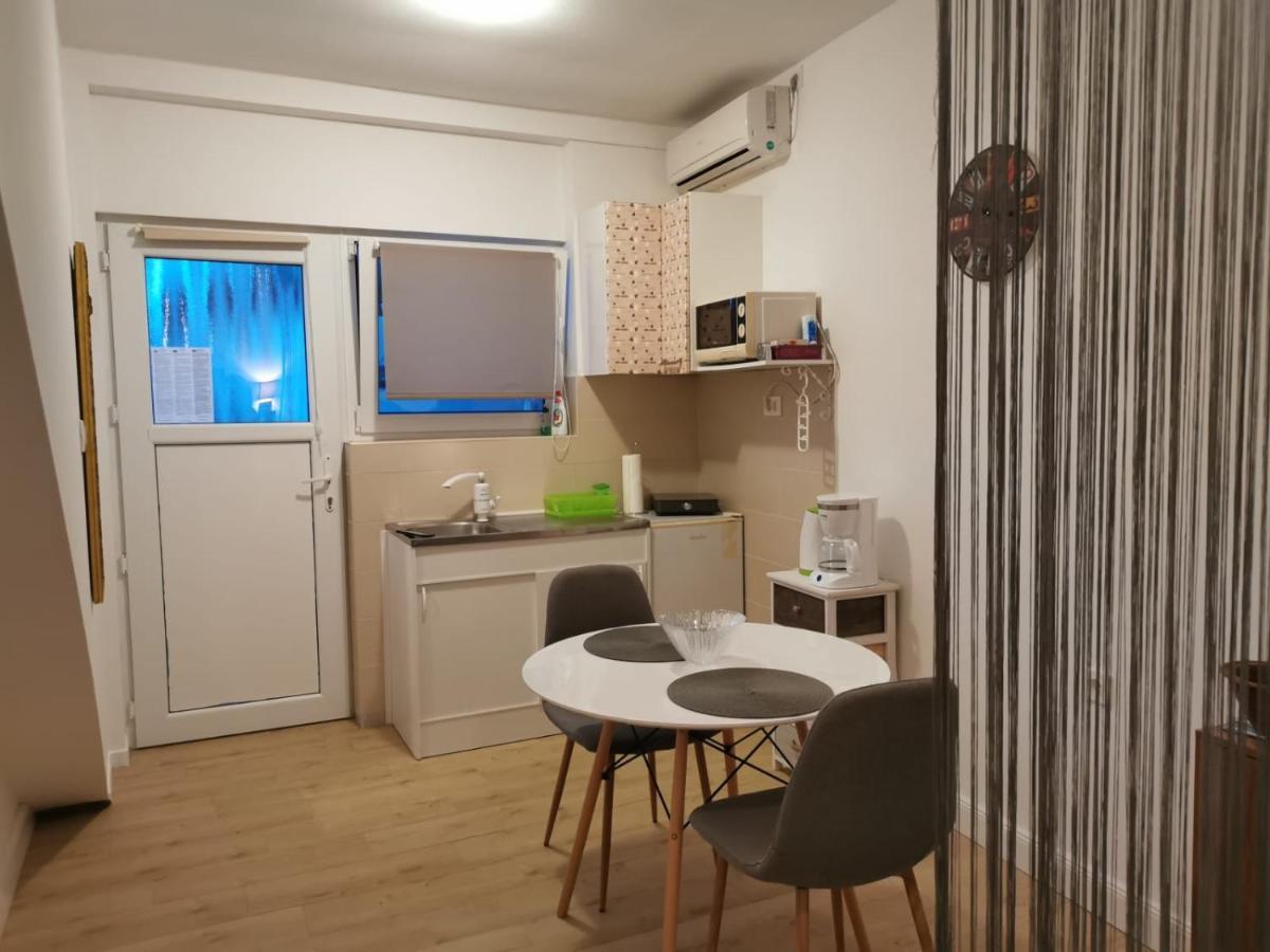 Apartment Karma ザダル エクステリア 写真