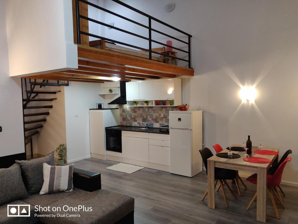 Apartment Karma ザダル エクステリア 写真