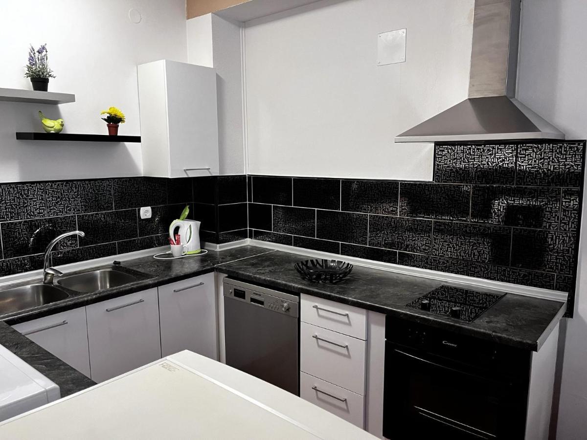 Apartment Karma ザダル エクステリア 写真